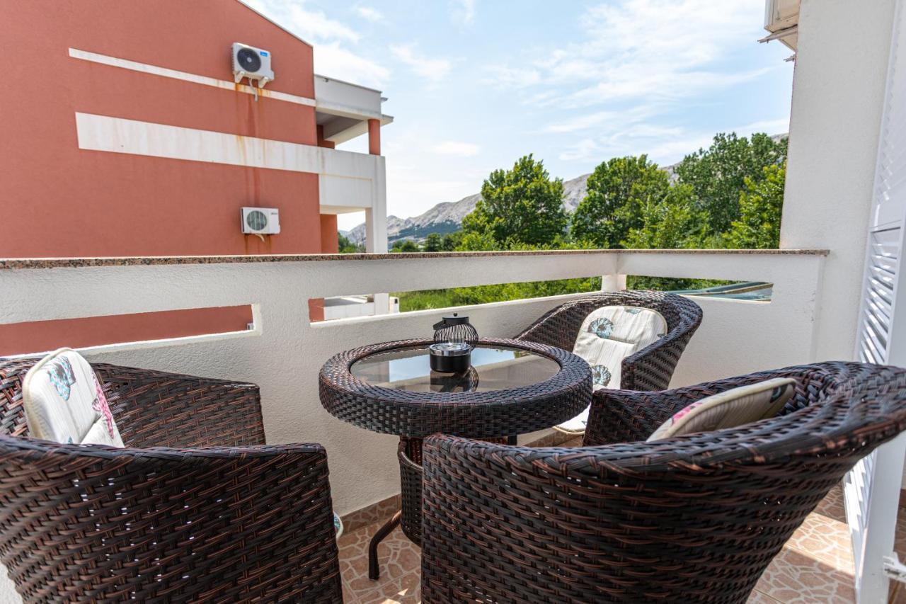 Apartments La Natalli Baška Exteriör bild